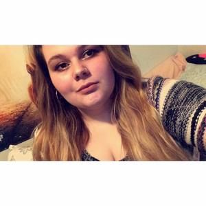 Meet your Posher, Emilee